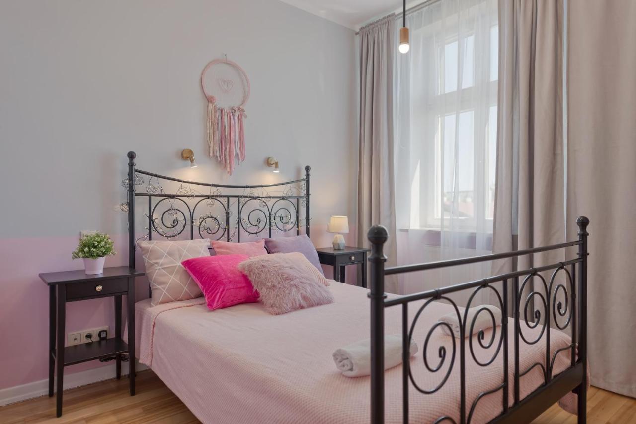 Centre Apartments-Old Town คราคูฟ ภายนอก รูปภาพ