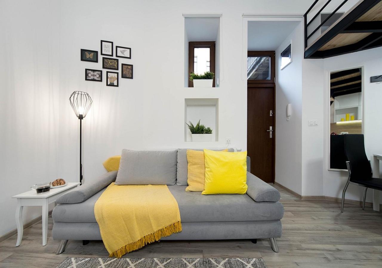 Centre Apartments-Old Town คราคูฟ ภายนอก รูปภาพ